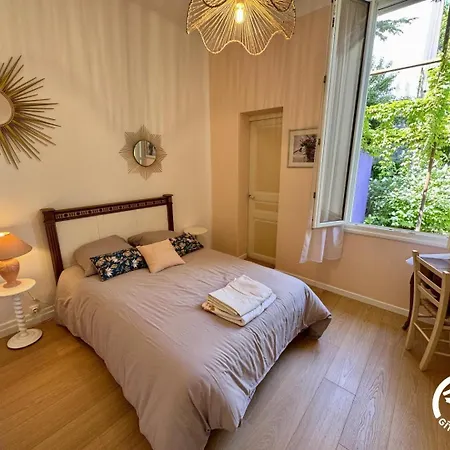 Le Jardin Secret 度假居 纳博讷